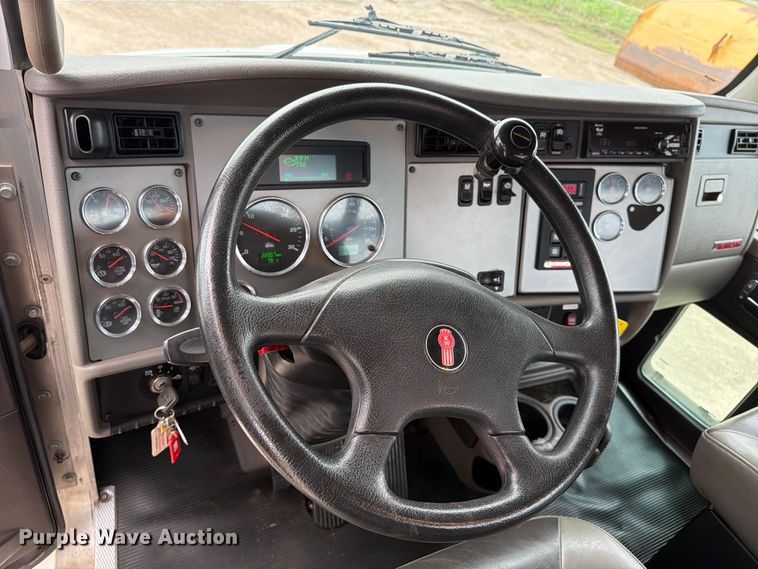 image for item EP7837 2021 Kenworth T270 Reel truck