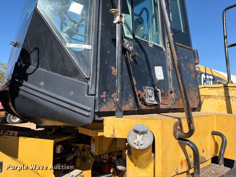 image for item EP7853 2004 Caterpillar 950G Series II wheel loader
