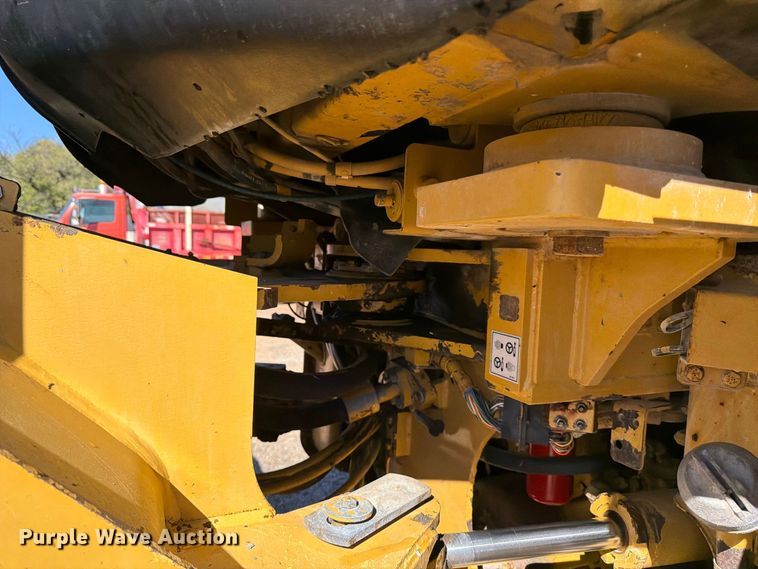image for item EP7853 2004 Caterpillar 950G Series II wheel loader
