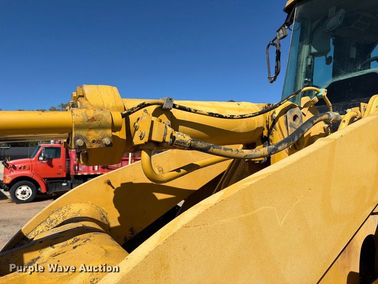 image for item EP7853 2004 Caterpillar 950G Series II wheel loader