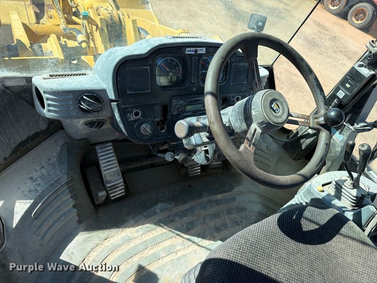 image for item EP7853 2004 Caterpillar 950G Series II wheel loader