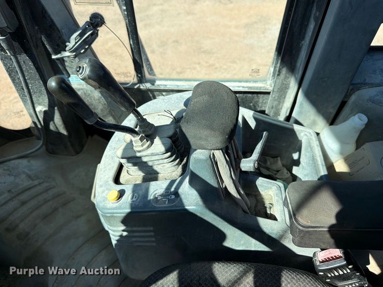 image for item EP7853 2004 Caterpillar 950G Series II wheel loader