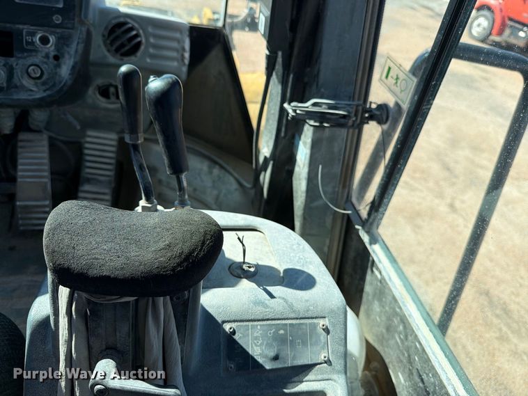 image for item EP7853 2004 Caterpillar 950G Series II wheel loader