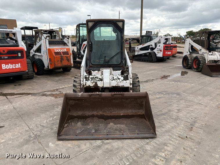 image for item EP7876 2004 Bobcat S130 skid steer loader