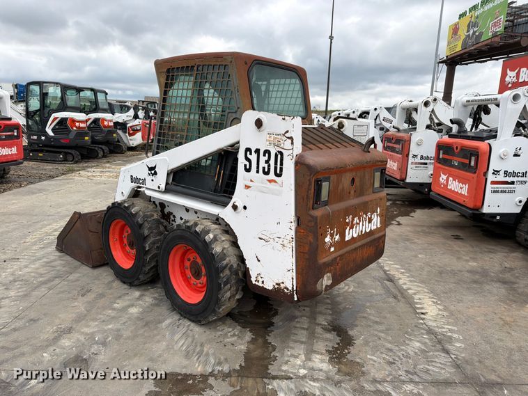 image for item EP7876 2004 Bobcat S130 skid steer loader