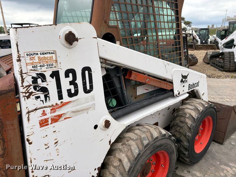 image for item EP7876 2004 Bobcat S130 skid steer loader