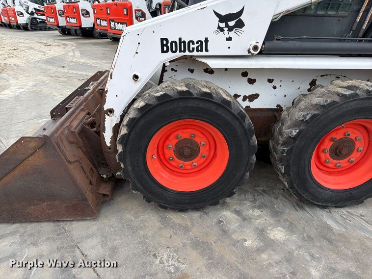 image for item EP7876 2004 Bobcat S130 skid steer loader