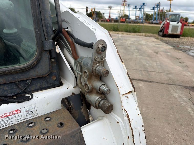 image for item EP7877 2006 Bobcat T190 tracked skid steer loader