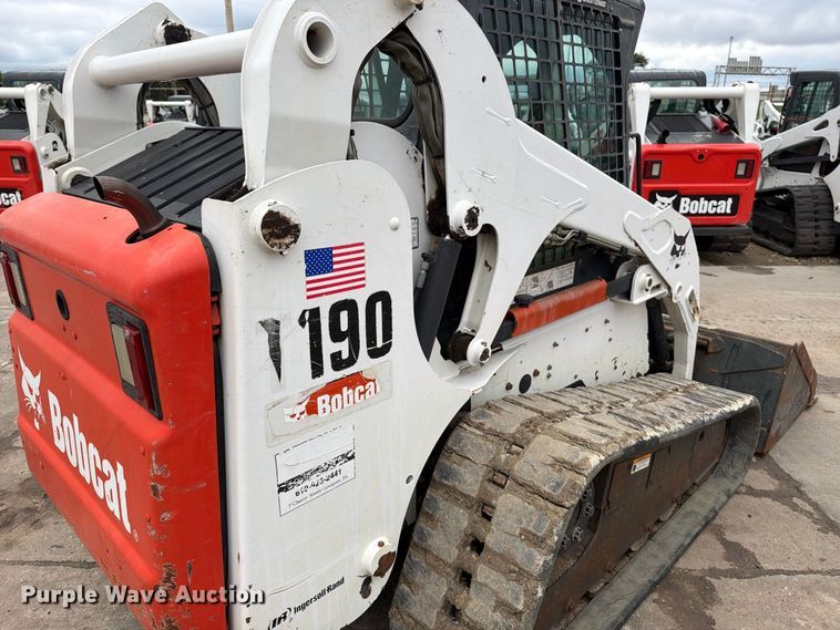 image for item EP7877 2006 Bobcat T190 tracked skid steer loader