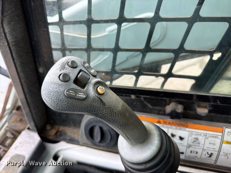 image for item EP7877 2006 Bobcat T190 tracked skid steer loader