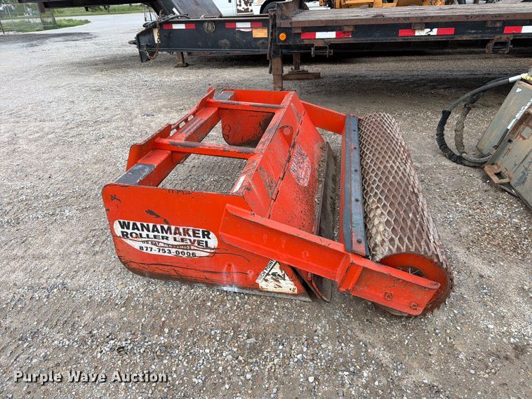 image for item EP7878 Wanamaker 6600 skid steer roller level