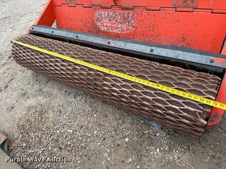 image for item EP7878 Wanamaker 6600 skid steer roller level