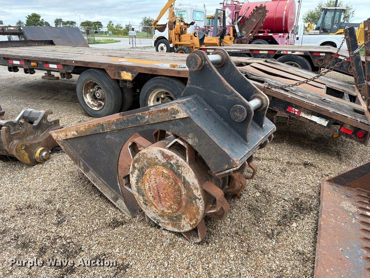 image for item EP7880 Excavator roller bucket