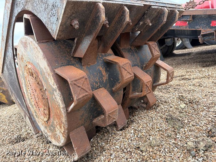 image for item EP7880 Excavator roller bucket
