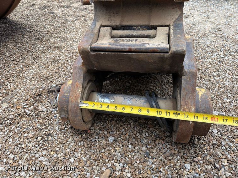 image for item EP7881 Caterpillar hydraulic quick coupler