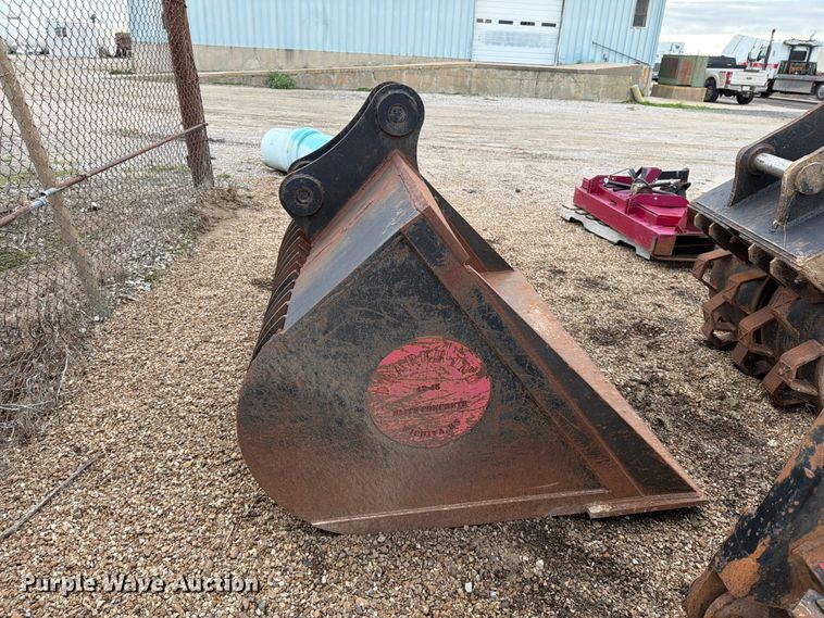 image for item EP7882 Excavator rock bucket