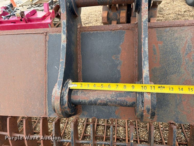image for item EP7882 Excavator rock bucket