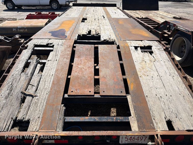 image for item EP7883 2017 Neville equipment trailer