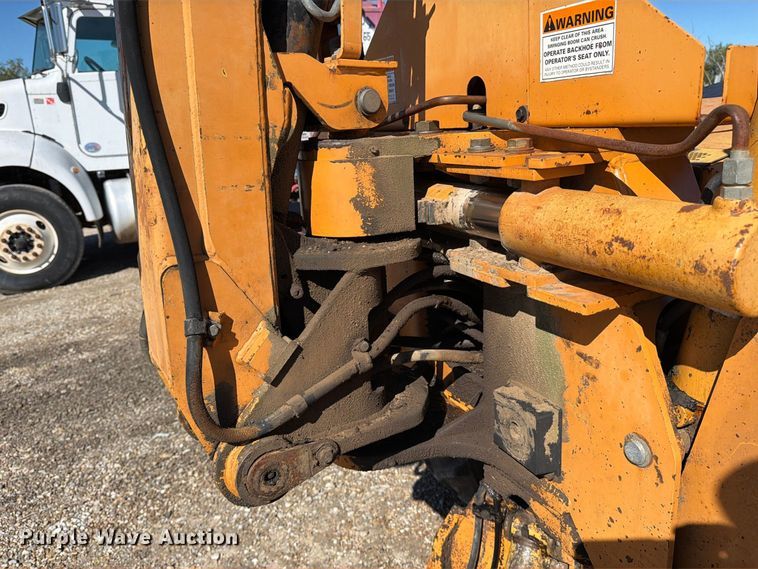 image for item EP7885 2000 Case 560 trencher