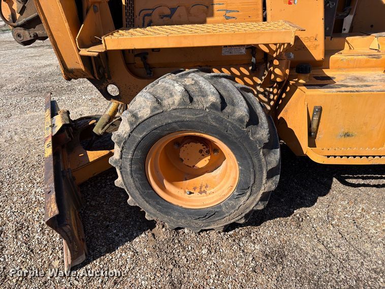 image for item EP7885 2000 Case 560 trencher