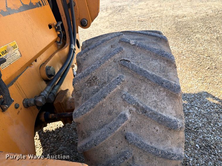 image for item EP7885 2000 Case 560 trencher