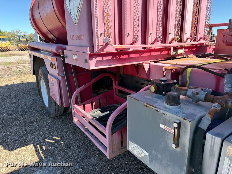 image for item EP7886 2012 Hernco oilfield acidizing pump truck bed