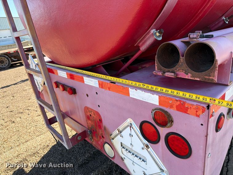 image for item EP7886 2012 Hernco oilfield acidizing pump truck bed