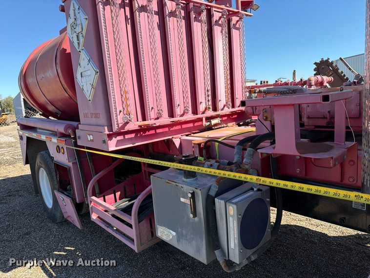 image for item EP7886 2012 Hernco oilfield acidizing pump truck bed