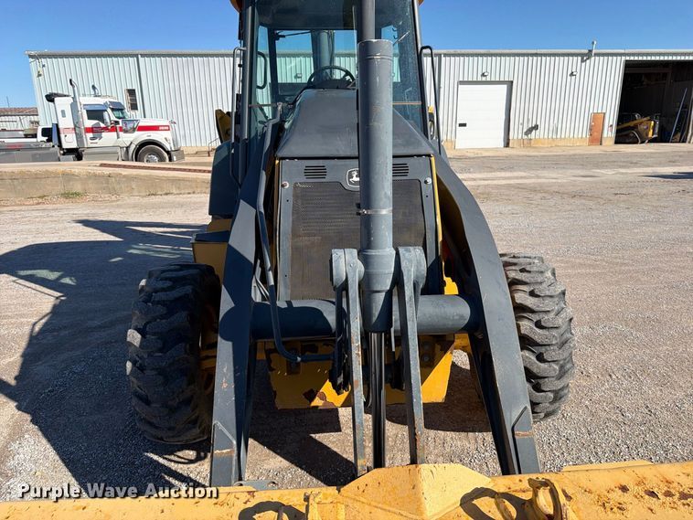 image for item EP7889 2015 John Deere 310SK backhoe