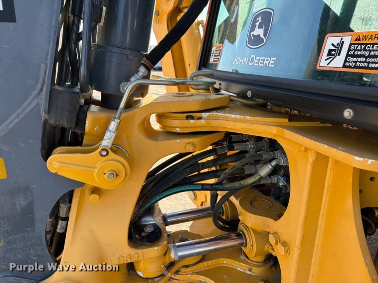 image for item EP7889 2015 John Deere 310SK backhoe