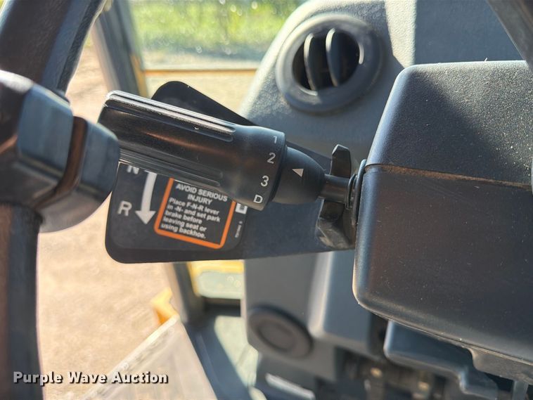 image for item EP7889 2015 John Deere 310SK backhoe