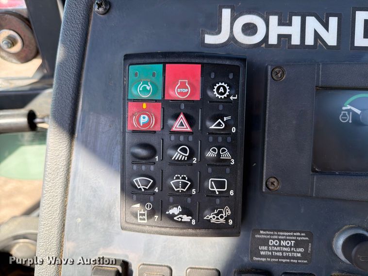image for item EP7889 2015 John Deere 310SK backhoe