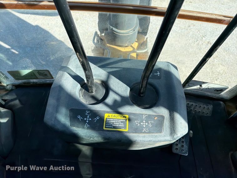 image for item EP7889 2015 John Deere 310SK backhoe