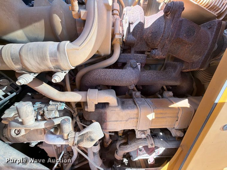 image for item EP7889 2015 John Deere 310SK backhoe