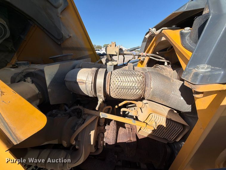 image for item EP7889 2015 John Deere 310SK backhoe