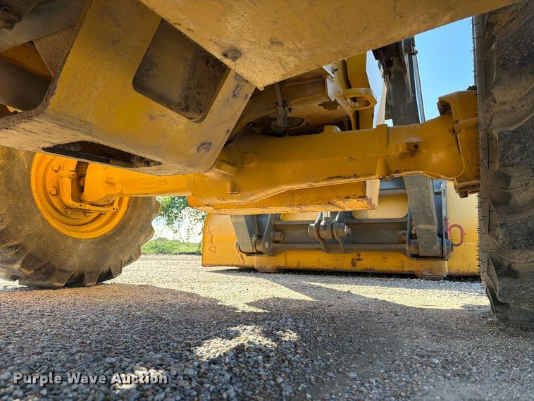 image for item EP7889 2015 John Deere 310SK backhoe