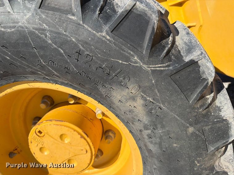image for item EP7889 2015 John Deere 310SK backhoe