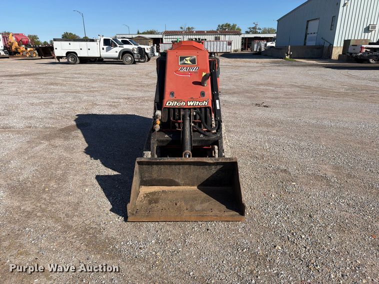 image for item EP7893 2015 Ditch Witch SK850 compact utility loader