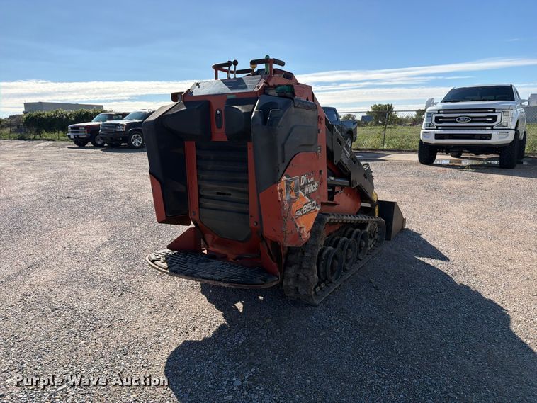 image for item EP7893 2015 Ditch Witch SK850 compact utility loader