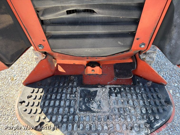 image for item EP7893 2015 Ditch Witch SK850 compact utility loader