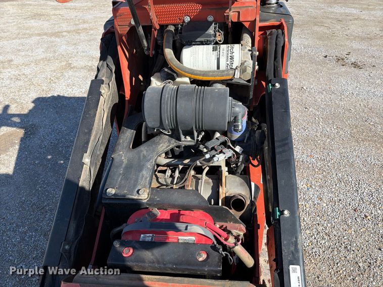 image for item EP7893 2015 Ditch Witch SK850 compact utility loader