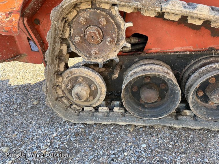 image for item EP7893 2015 Ditch Witch SK850 compact utility loader
