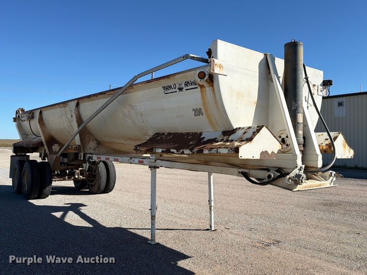 image for item EP7898 2005 Ranco Anvil end dump trailer