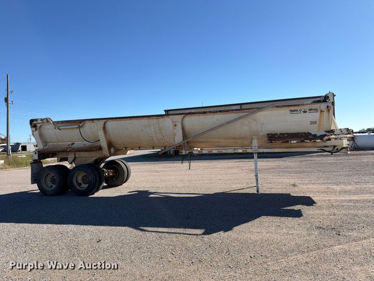 image for item EP7898 2005 Ranco Anvil end dump trailer