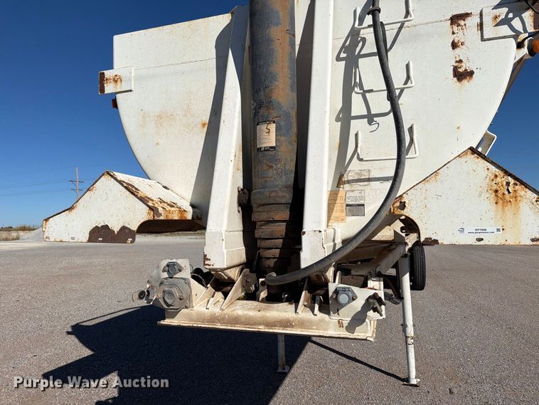 image for item EP7898 2005 Ranco Anvil end dump trailer