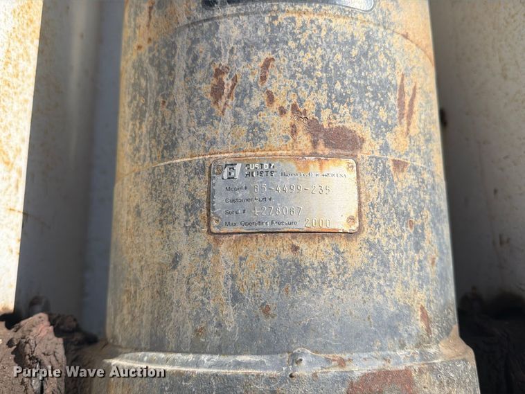 image for item EP7898 2005 Ranco Anvil end dump trailer