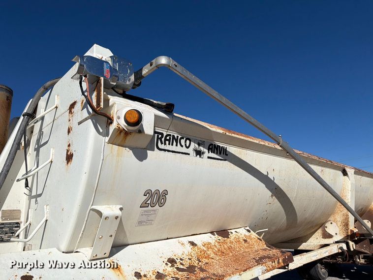 image for item EP7898 2005 Ranco Anvil end dump trailer