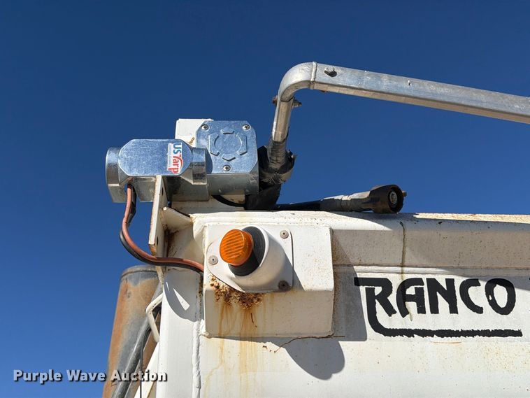 image for item EP7898 2005 Ranco Anvil end dump trailer
