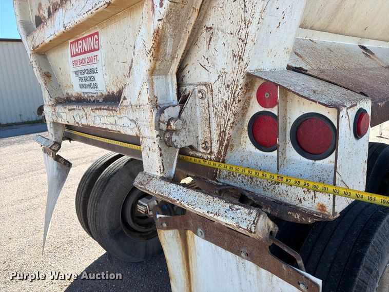 image for item EP7898 2005 Ranco Anvil end dump trailer
