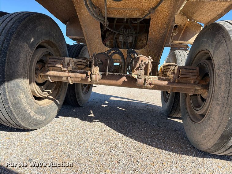 image for item EP7898 2005 Ranco Anvil end dump trailer